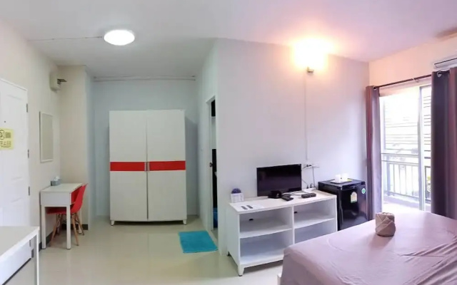 Room 9 Residence - Adult Only