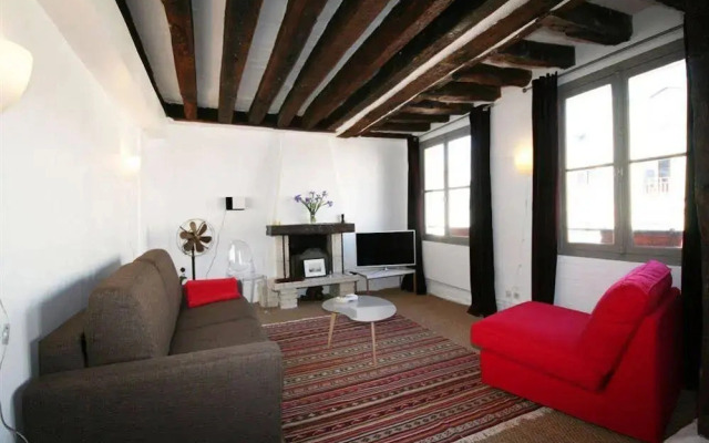 My Apartment in Paris Jonquiere