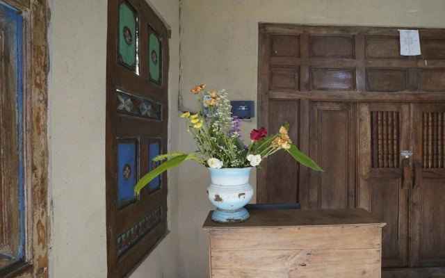 Kayu Beach Villa by OYO Rooms