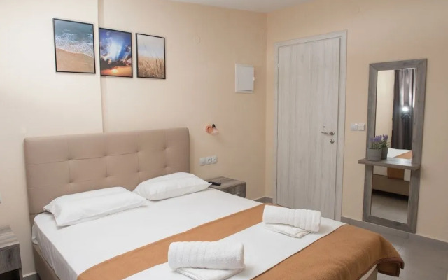 Ino Luxury Rooms