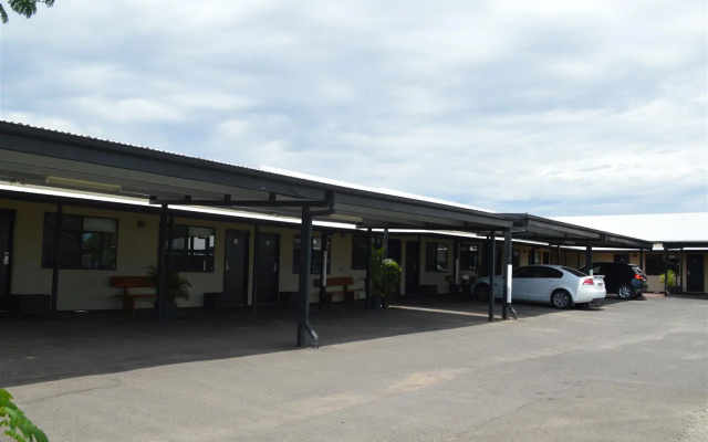 Injune Motor Inn