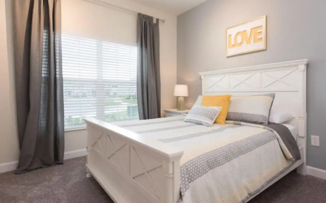 Storey Lake 4909