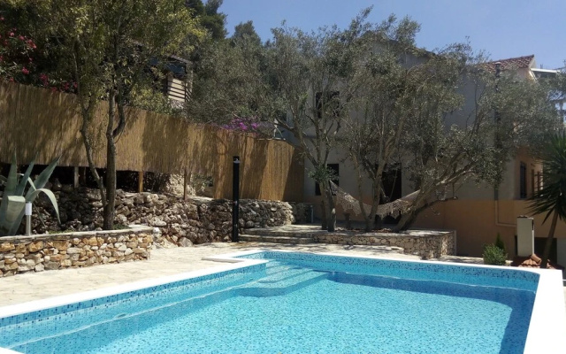 Apartments Franica
