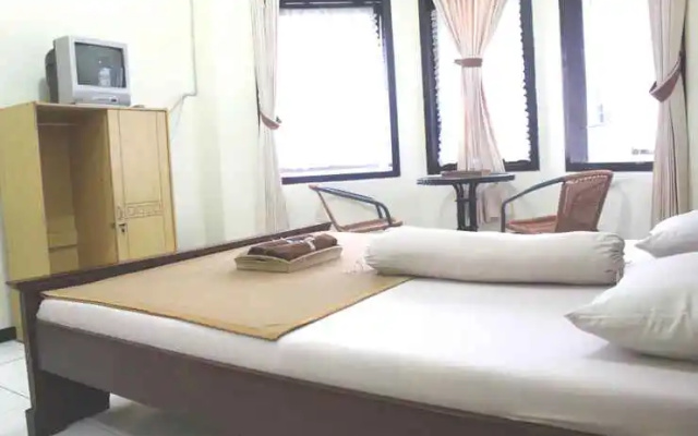 Hotel Ragil Kuning