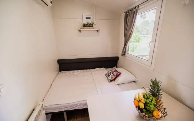 Waterside Retreat Mobile Homes With Thermal Riviera Tickets