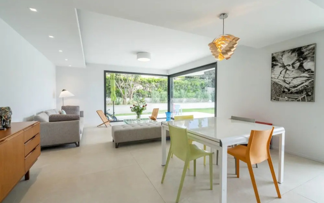 Superbe villa moderne avec piscine à Marseille