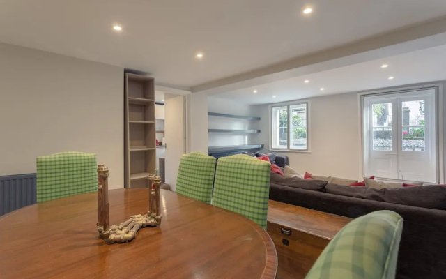 2 Bedroom Brixton Flat