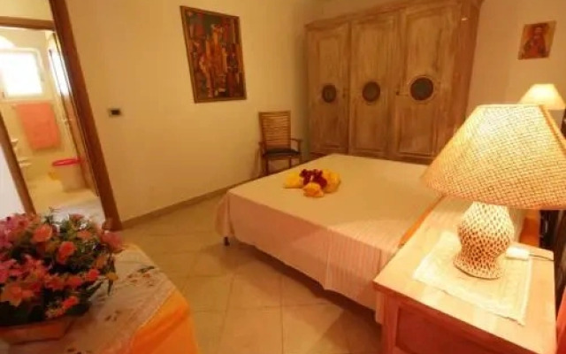 Pearl Apartment