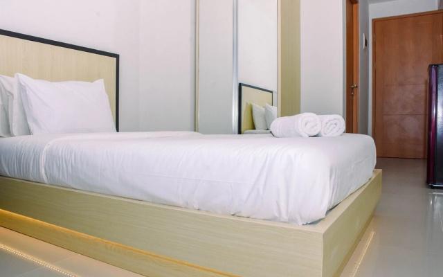 Elegant Studio with Single Bed at Evenciio Margonda Apartment