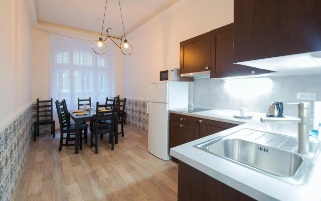 Apartment Navratilova 16