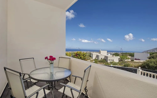 Alizea Villas & Suites
