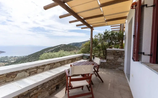 Mirsini Apartments in Sifnos
