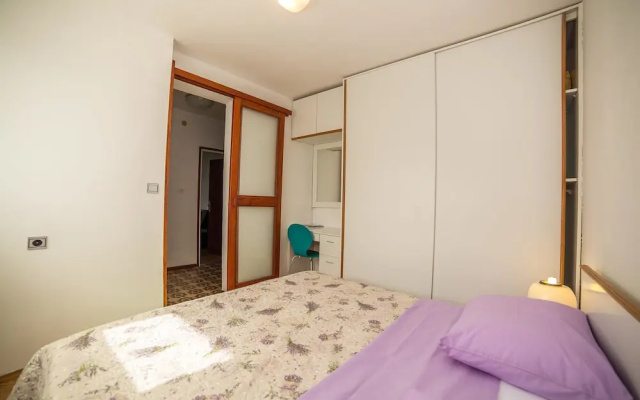 Apartments Jako