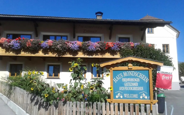 Haus Mondschein