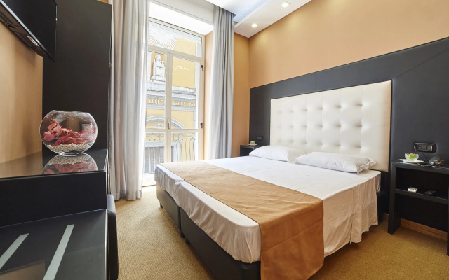 Sweet Central Hotel