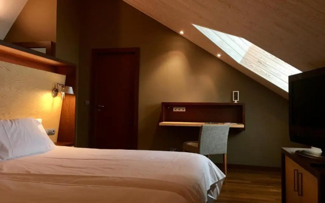 SOMMOS Hotel Aneto