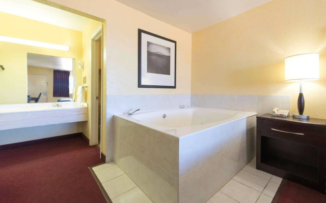 Quality Inn Eastland I-20
