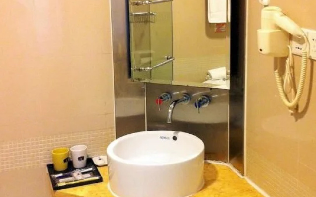 Home Inn Datong Yingbin West Street No3 Renmin Hospital