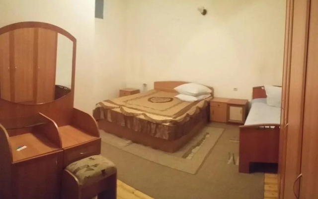 Fm Hotel