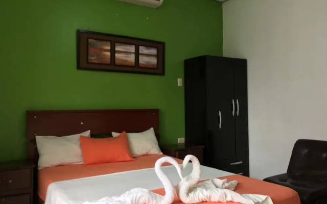Journeys Hotel