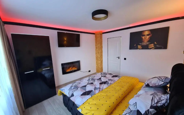 Diamonds House 2