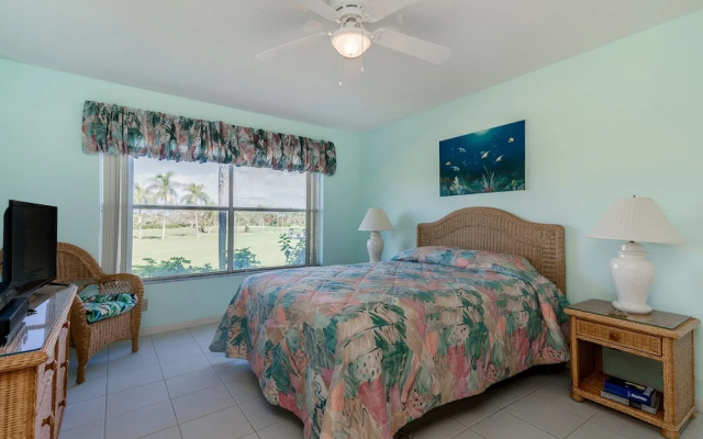 Vista Verde North by Vtrips