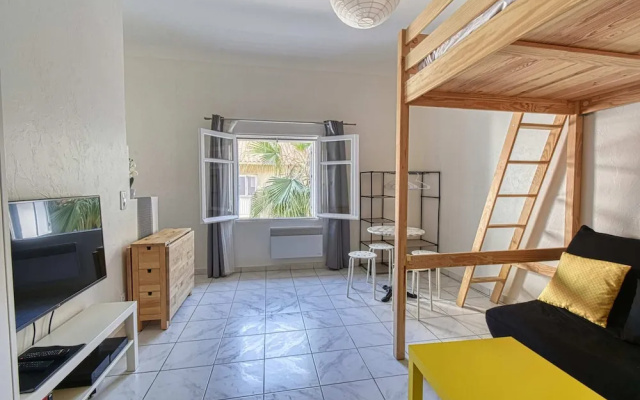 Chic Minimalist Studio - 2 Mins Walk From Palais!