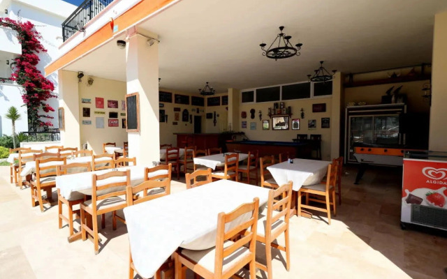 Ayaz Suites