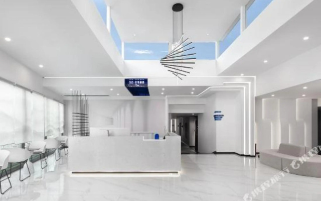 SCloud Hotel (Changsha Wuyi Square Branch)