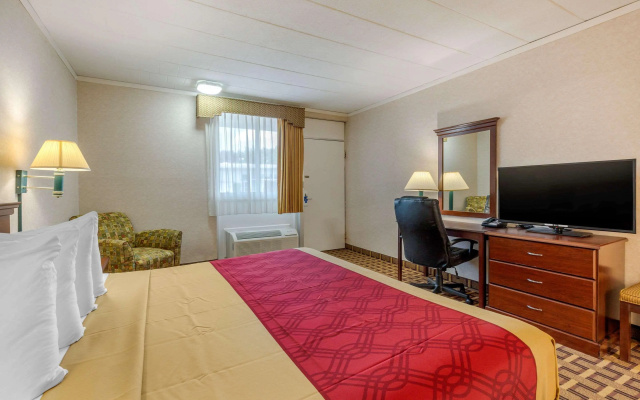 Econo Lodge Mystic