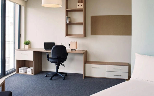 Student Only Bronze Ensuite at Highbury