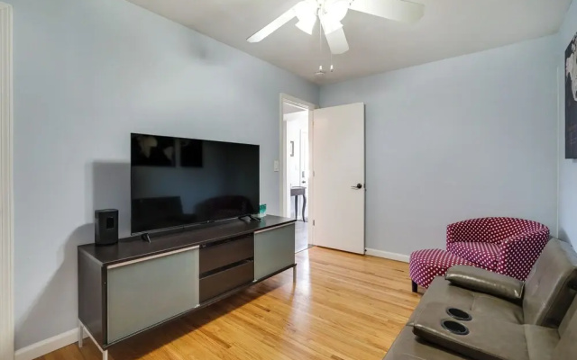 Inviting Minneapolis Vacation Rental w/ Game Room!