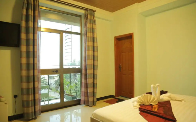 Jacaranda Hotel