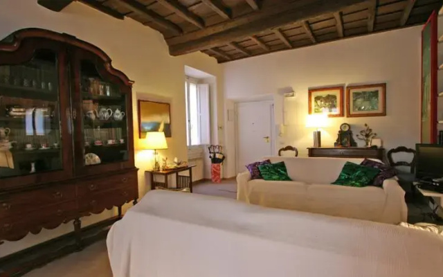 Travel & Stay Titta Scarpetta Charming Travestevere