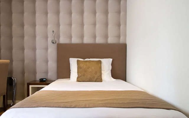 Hotel Alpha
