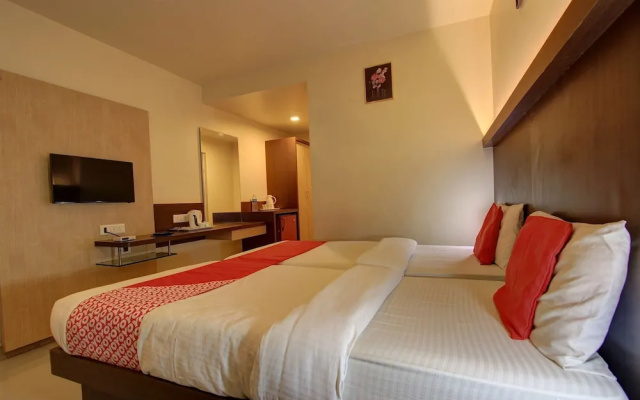 OYO 22528 Hotel Travel Inn