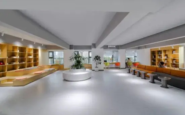 CHEERMAY Hotel (Zhengzhou Gaotie Dongzhan East Square)
