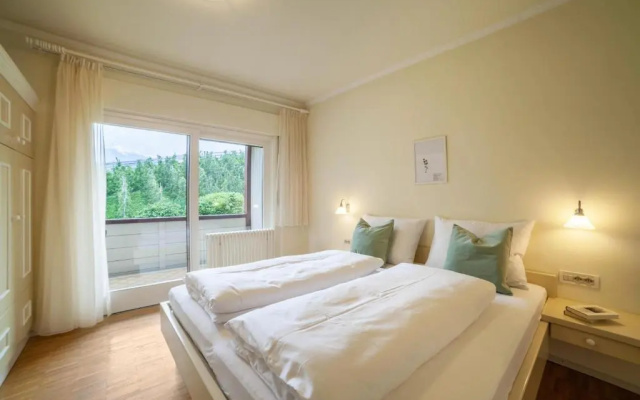 Wanda Apartment 7