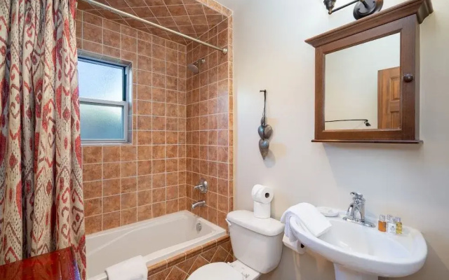 Casita Zorro by Kokopelli Property Management