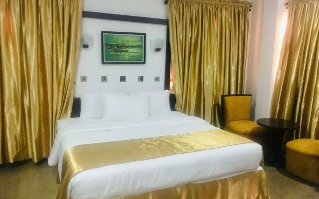 Blue Moon Beach Hotel & Resort