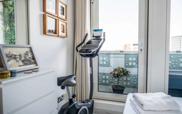 Canary Wharf Retreat With Free Secure Parking