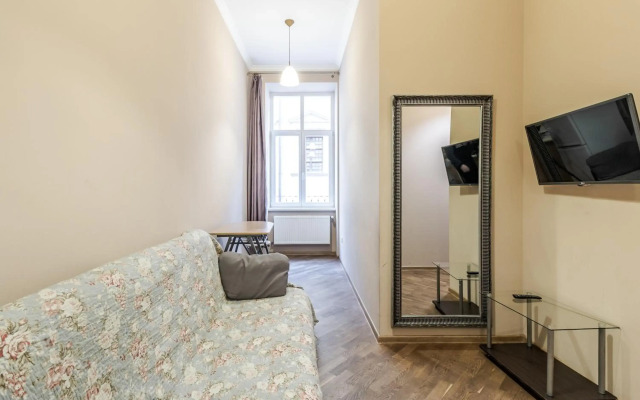 Apartment on Stavropihiiska Street 2