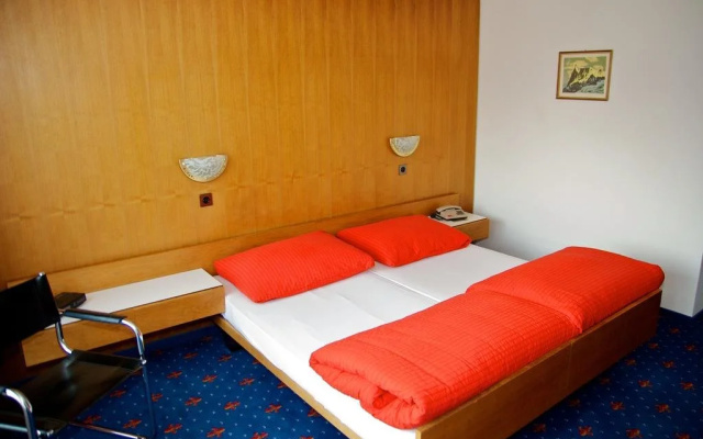 Hotel Aurora