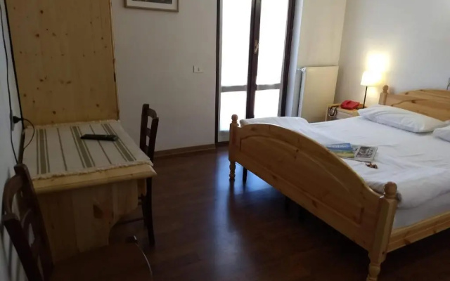 Hotel Ristorante Sassi Rossi