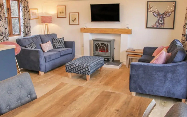 Hillside Lodge