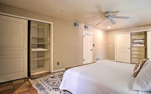 Stylish Tucson Home: Backyard Oasis w/ Grill!