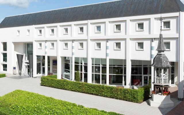 Отель Novotel Brugge Centrum вид на фасад