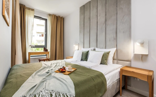 Scala Apartments by HappyStay