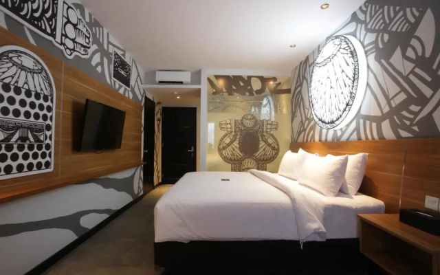 Creative Restart Hotel