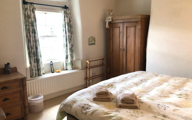 White Lion Cottage